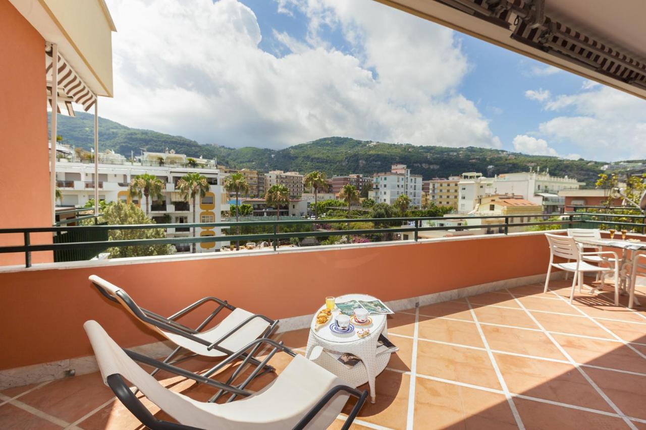 Amore Rentals - Casa Katia Sorrento Esterno foto